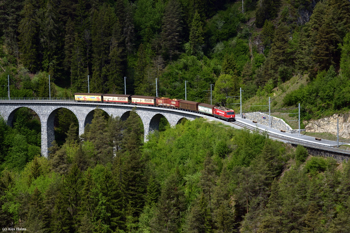 https://alexholste.com/Swiss/2025/Mai/10_RhB_2025.JPG